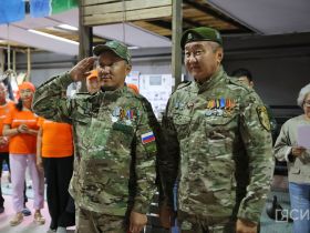 В Якутске на специальную военную операцию проводили отряд «Боотур»