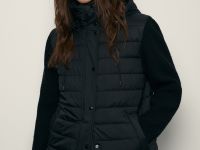 Утепленная куртка с вязаными рукавами