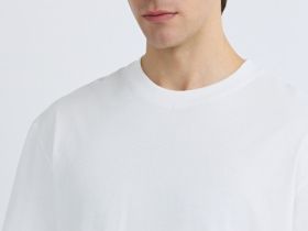 Футболка с объёмным принтом, Белый