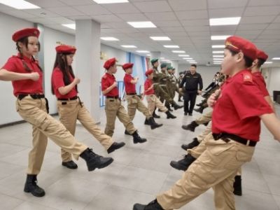 В Якутской кадетской школе-интернате дан старт масштабному месячнику патриотического воспитания