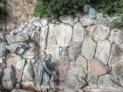 Фонтан «Арзы и Али-Баба» (скульптор академик А.Г.Адамсон)