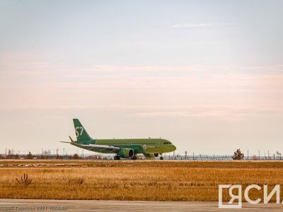 Два самолета, летевших в Якутск, ушли на запасной аэродром из-за сильного ветра