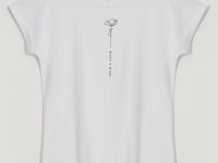 Футболка с круглым вырезом