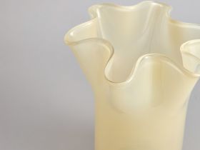 Ваза Глэдис II