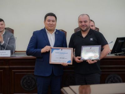 В Якутске определили лучших водителя общественного транспорта и автобусный маршрут