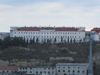 Комплекс зданий Учебного отряда (бывшие Лазаревские казармы)