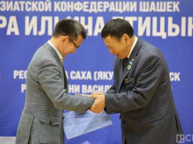 Этап Кубка мира по стоклеточным шашкам на призы Владимира Птицына проходит в Якутске