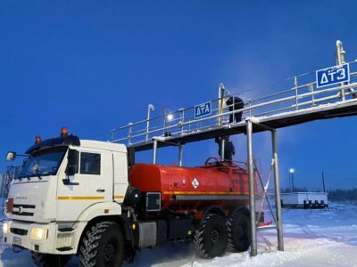 «Саханефтегазсбыт» досрочно выполнил план по отгрузке топлива автозимниками