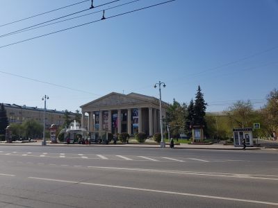 Театральная площадь