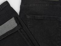 Зауженные джинсы, Черный