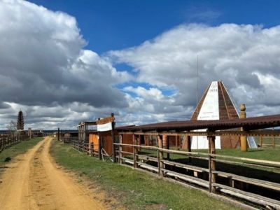 Движение транспорта ограничат в местности Ус Хатын во время проведения Ысыаха Туймаады