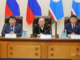 В Якутске отметили 75-летие легендарного борца Александра Иванова