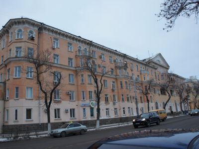 Дом жилой с магазином