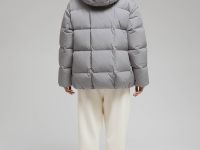 Стеганый пуховик с натуральным пухом