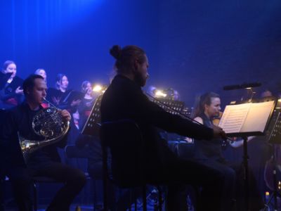 Рождественская музыка из Гарри Поттера: The Hogwarts Christmas Suite