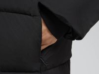 Утепленное пальто с капюшоном