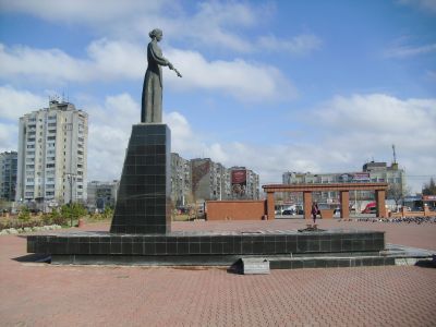 Братская могила жертв фашистского террора (скульпторы В.А. Галочкин, О.Прудкая, архитекторы Н.В. Дашевский, Махиненко, конструктор Дырда)