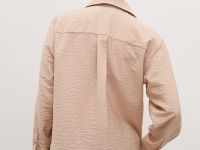 Блузка свободного кроя с отложным воротником