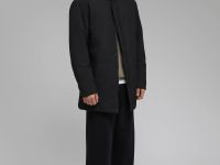 Утепленная куртка с капюшоном