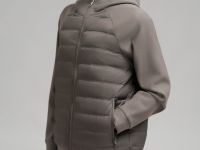 Стеганая куртка с наполнителем из натурального пух