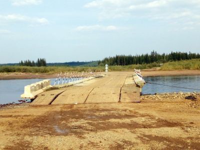 Временно затруднено движение на понтонной переправе через реку Малая Ботуобуя