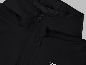 Утепленная куртка с капюшоном