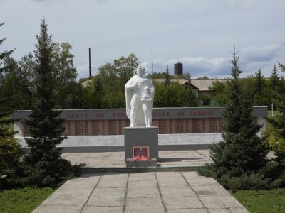 Памятник воинам, погибшим в годы Великой Отечественной войны (1941-1945 гг.)
