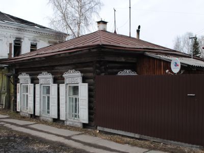 Усадьба (дерево)