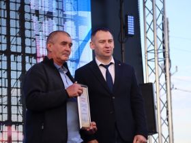 Гастрофестиваль и концерт Бьянки: День работника газовой промышленности отметили в Кысыл-Сыре