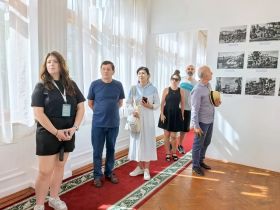 "ВСЯ РОССИЯ - 2025". Делегация иностранных журналистов побывала на даче Сталина