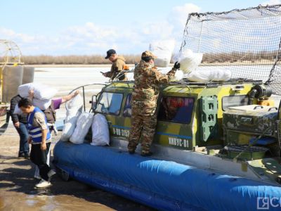 Период межсезонья не повлиял на доставку гумпомощи из Якутии в зону СВО