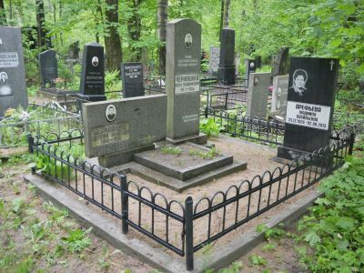 Могила Черкашнева Ивана Трофимовича (1911-1954 г.г.) - Героя Советского Союза