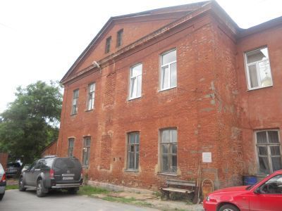 Бывшее здание богадельни при храма Сергия Радонежского в г. Туле