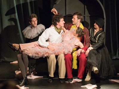 Билеты на Великий человек (Новый театр) / Театр | Афиша | ИнфоТаймс