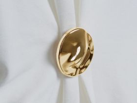 Футболка с брошью, Белый