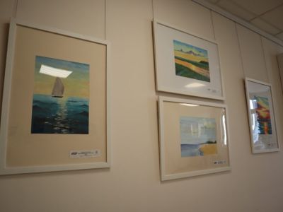 В Якутском онкодиспансере открылась выставка картин якутян, поборовших рак