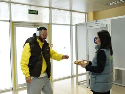 Фотофакт: Леван Горозия прилетел в Якутск