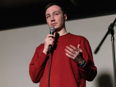 Билеты на Саша Михалёв: Химчистка перины (ЦСИ «Огонь») / Стендап | Афиша | ИнфоТаймс