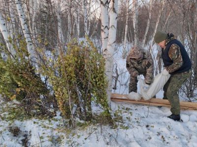 В Олекминском районе Якутии установили солонец и выложили веники для подкормки диких животных