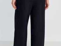 Брюки прямого кроя изо льна