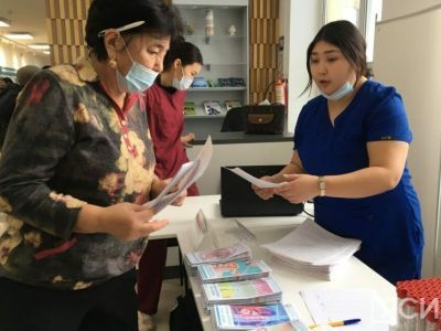 Порядка 200 человек прошли выездной медосмотр в Хангаласском районе Якутии