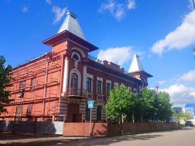 Здание учебное