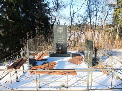 Братская могила