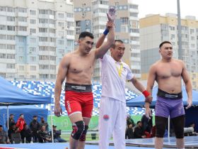 Стали известны победители соревнований по мас-рестлингу и борьбе корэш на Сабантуе