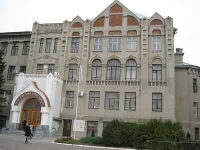 Главный корпус ОМСХИ, где в годы Великой Отечественной войны размещался Ленинградский оптико-механический завод, сыгравший значительную роль в деле Победы