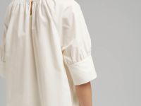 Свободная блузка А-силуэта из хлопка