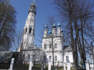 Церковь Рождества Богородицы с интерьером