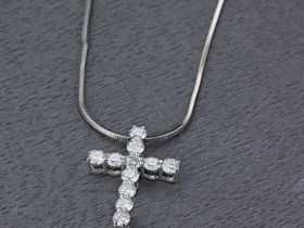 Подвеска из белого золота с бриллиантами э4701пд05153300