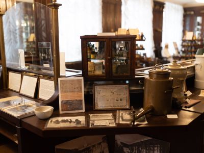 Билеты на Экскурсия в аптеку Пеля (Аптека доктора Пеля) / Экскурсия | Афиша | ИнфоТаймс