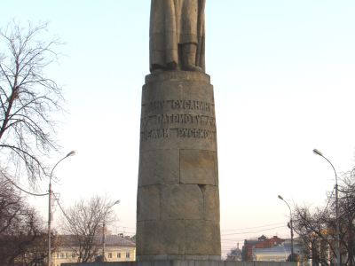 Памятник Ивану Сусанину